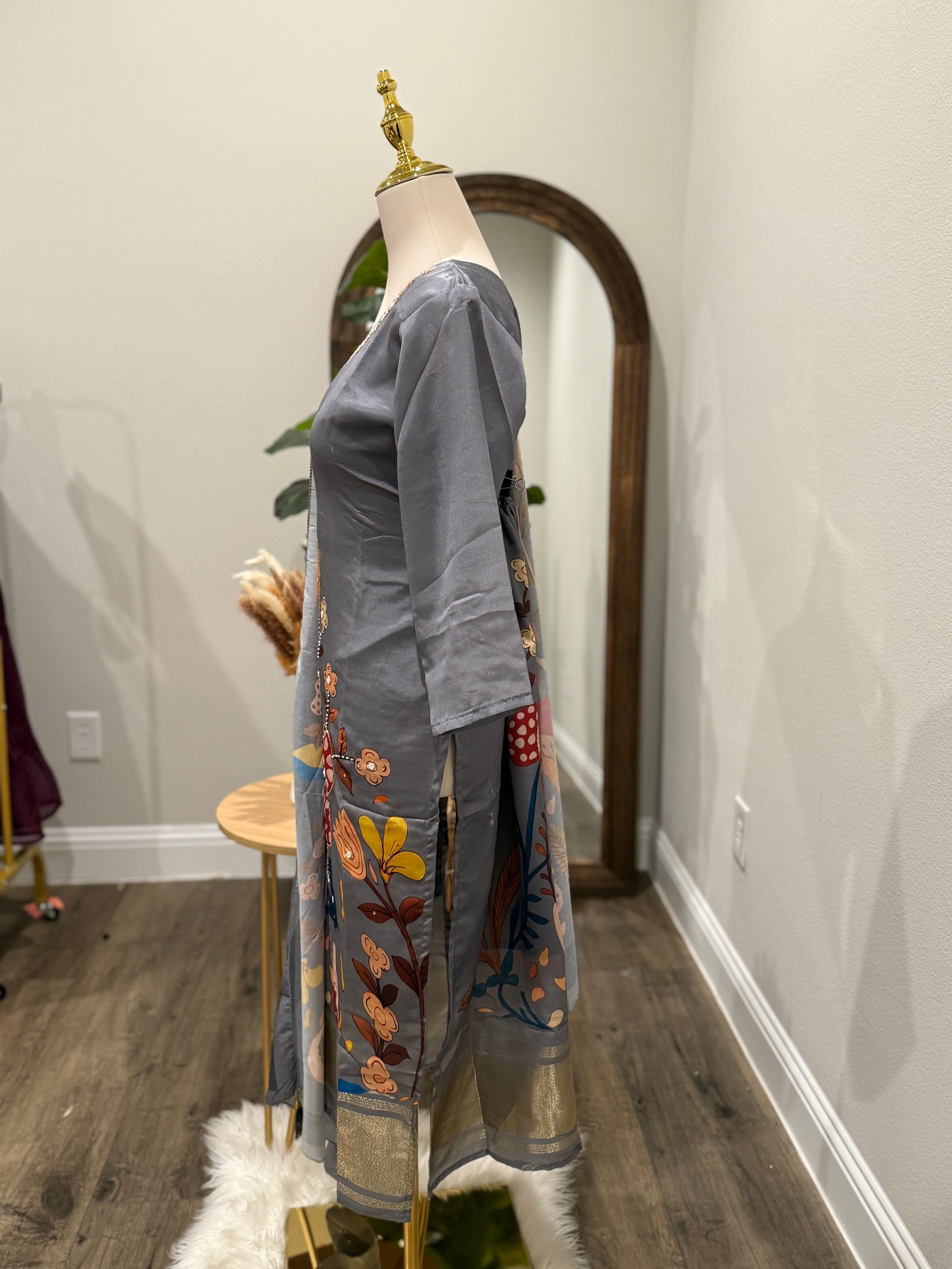 Grey 3 piece silk suit with crepe Dupatta