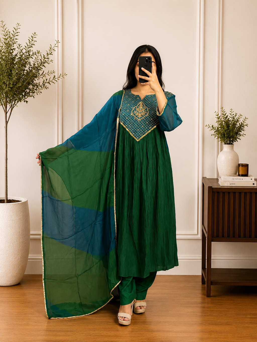 Royal Teal & Emerald Mul Chanderi Thread Embroidered Anarkali Suit Set