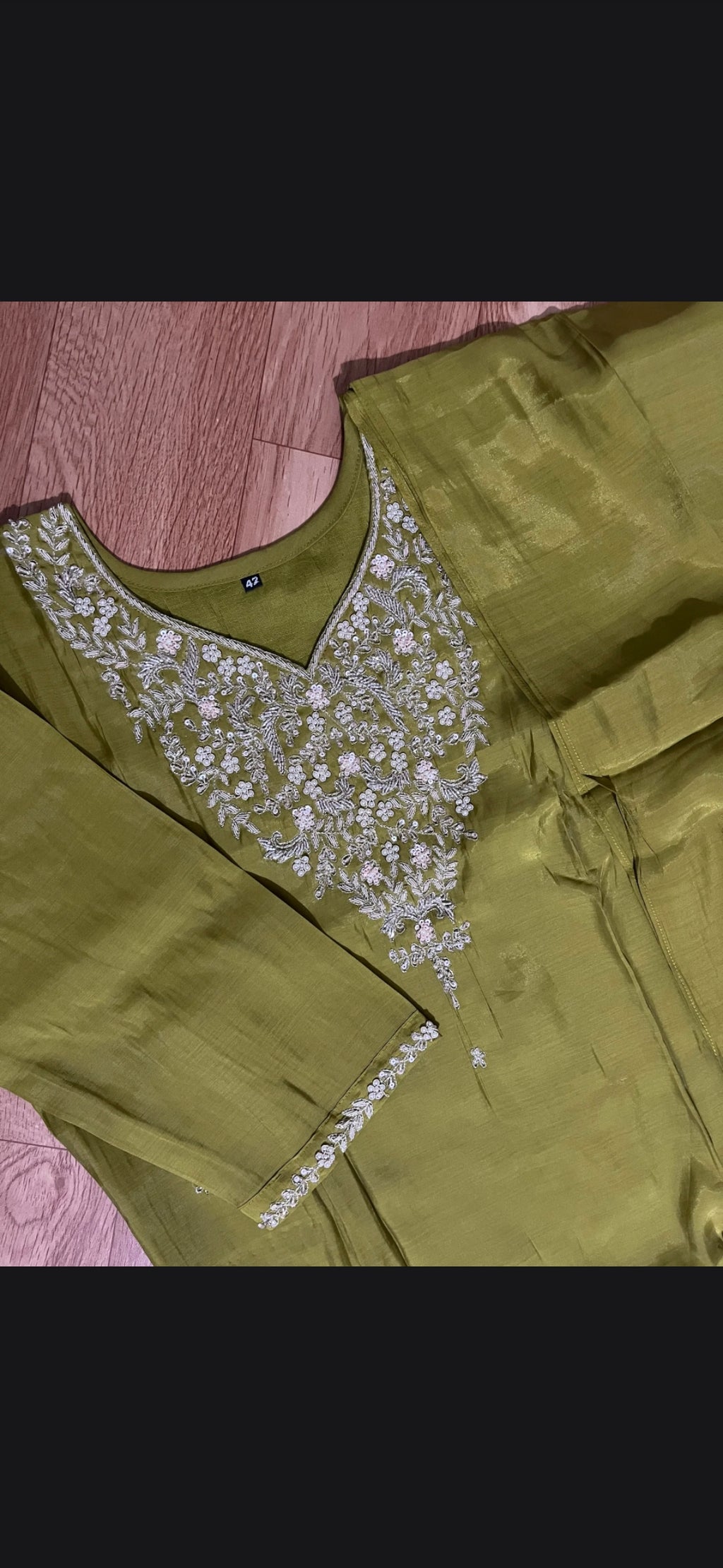 Olive Green Floral Thread Embroidered HO Silk Suit Set